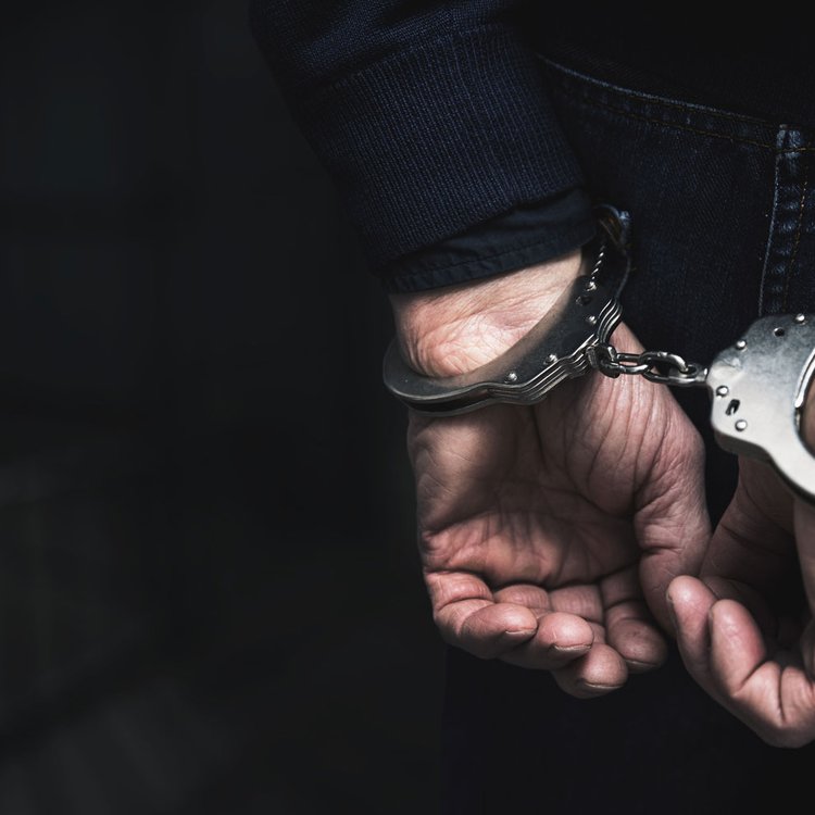 handcuffed-right